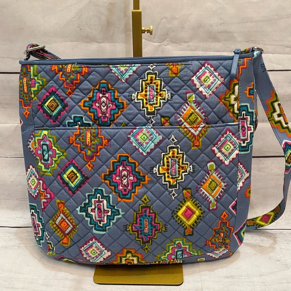 Authentic Vintage Vera Bradley Iconic Mailbag Painted Medallions NWOT
